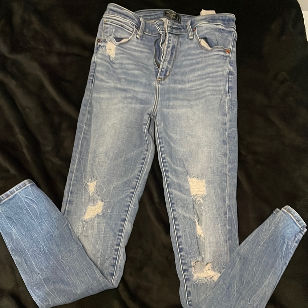 Light wash high rise jeans